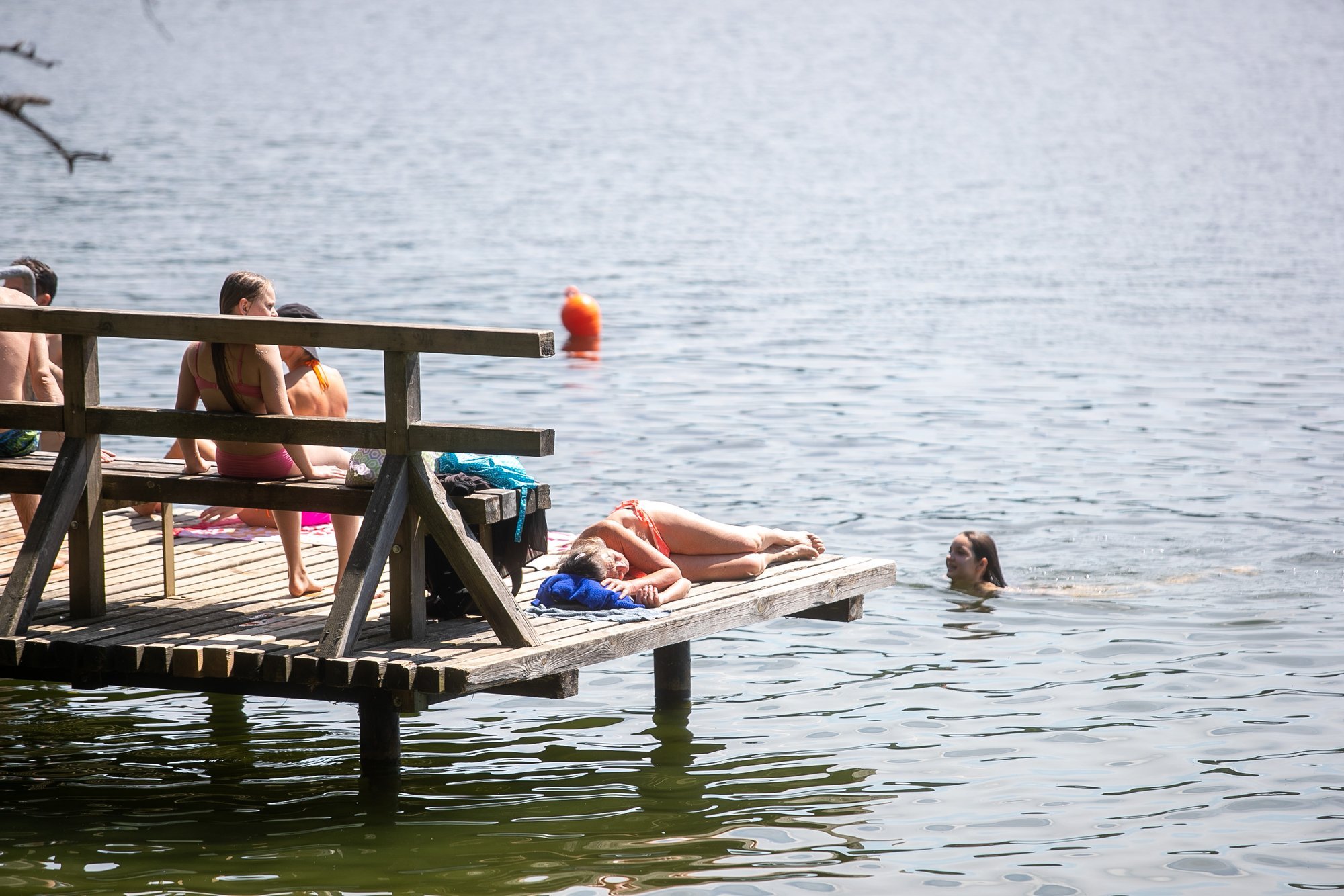 After a Wet June Start, Lithuanians Enjoy Summer Heat on Sunday