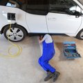 Elektromobilių vairuotojams – svarbus įspėjimas dėl vasaros karščių: tai ne įprastas automobilis, pasiruoškite kitokiems iššūkiams