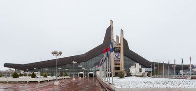 Prištinos Jaunimo ir sporto rūmai (Foto: Diego Delso)