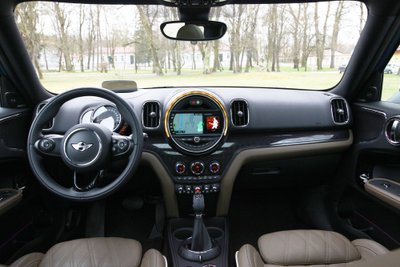 "Mini Countryman Cooper SD All4"