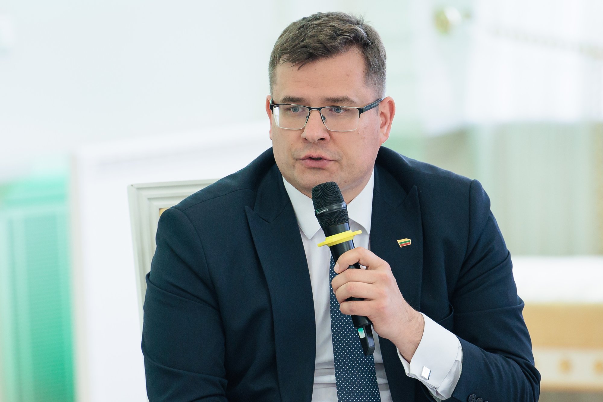 Kasčiūnas Misses Sinkevičius's Leadership, Says PM Role Change Needed
