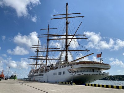 Klaipėdoje apsilankė didžiausias kruizinis burlaivis pasaulyje „Sea Cloud Spirit“. Š. Meškio/DELFI nuotr.