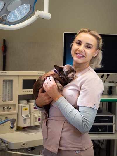 Šunų odontologė Ernesta Vercinskaitė