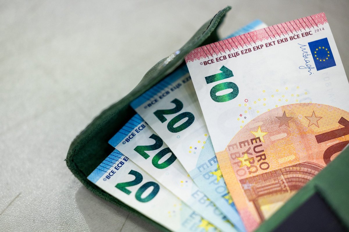 Bank of Lithuania temporarily suspends AlphaPay activities