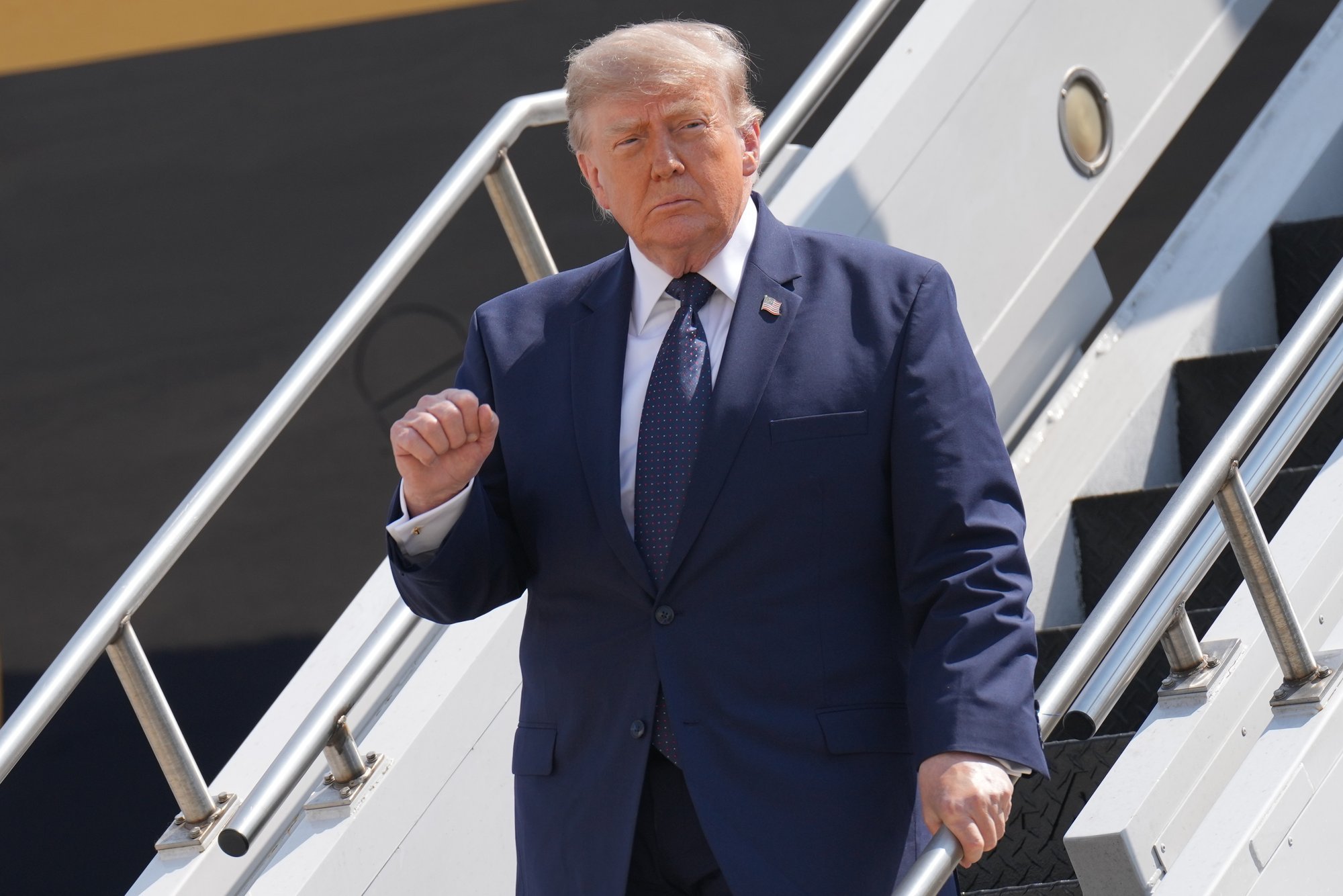 US reportedly sending dozens of aircraft to Middle East to pressure Iran