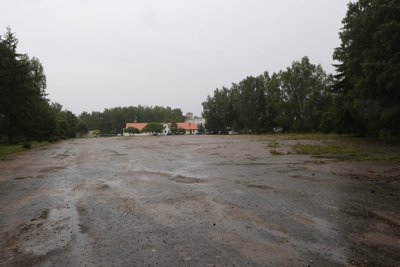 Vieta šalia Ruklos pabėgėlių priėmimo centro, kur ruošiamasi statyti nelegalių migrantų stovyklą