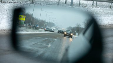 Nei saulės, nei didesnės šilumos: kai kur tikėtinas sniegas bei šlapdriba