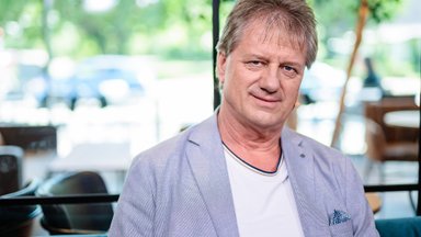 Delfi diena. Ar elektroninių cigarečių draudimas būtų efektyvus ir kaip vasarą nuo saulės apsaugoti odą