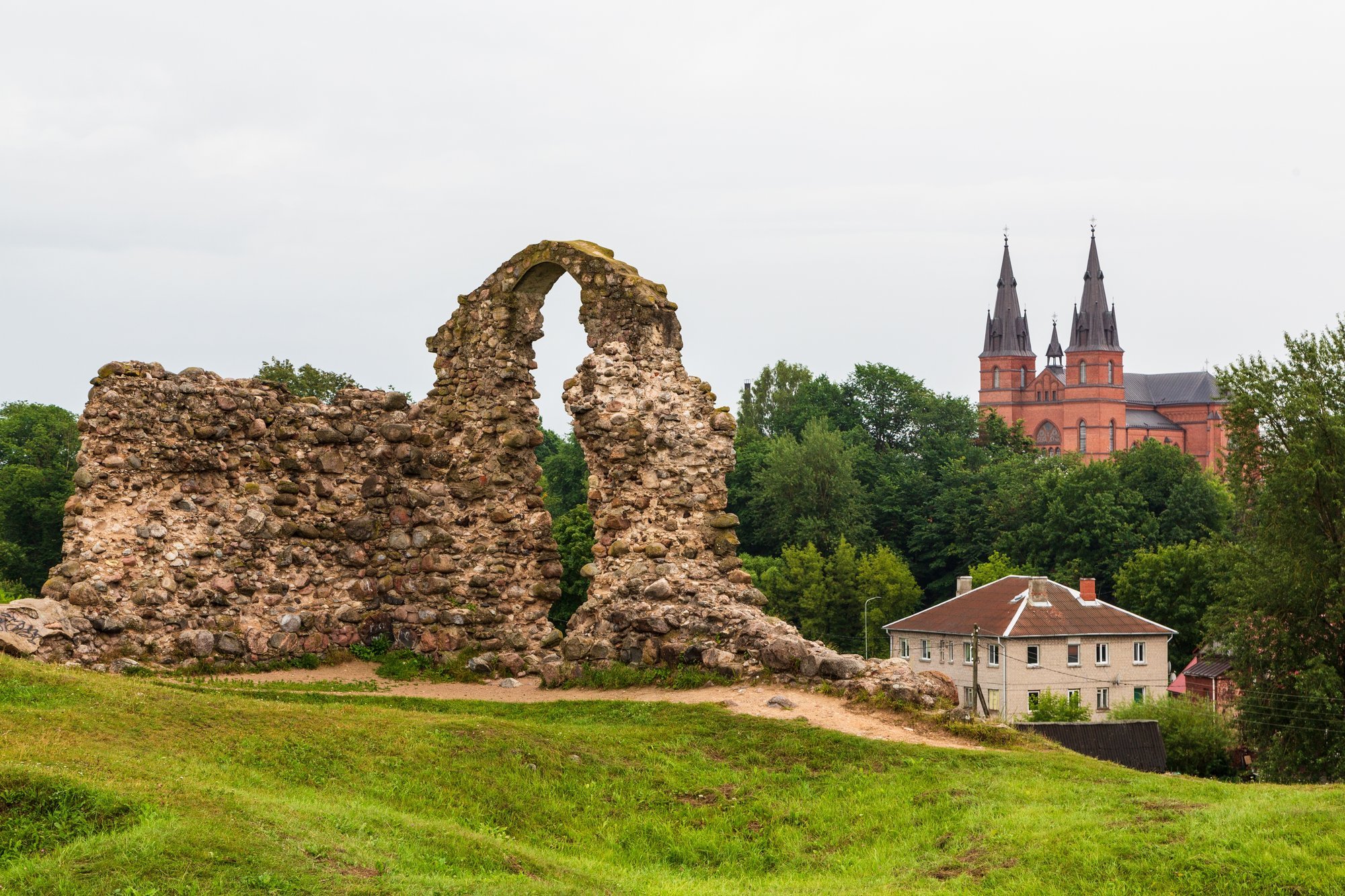 Popular Holiday Spot Near Lithuania Faces Unprecedented Tourism Slump