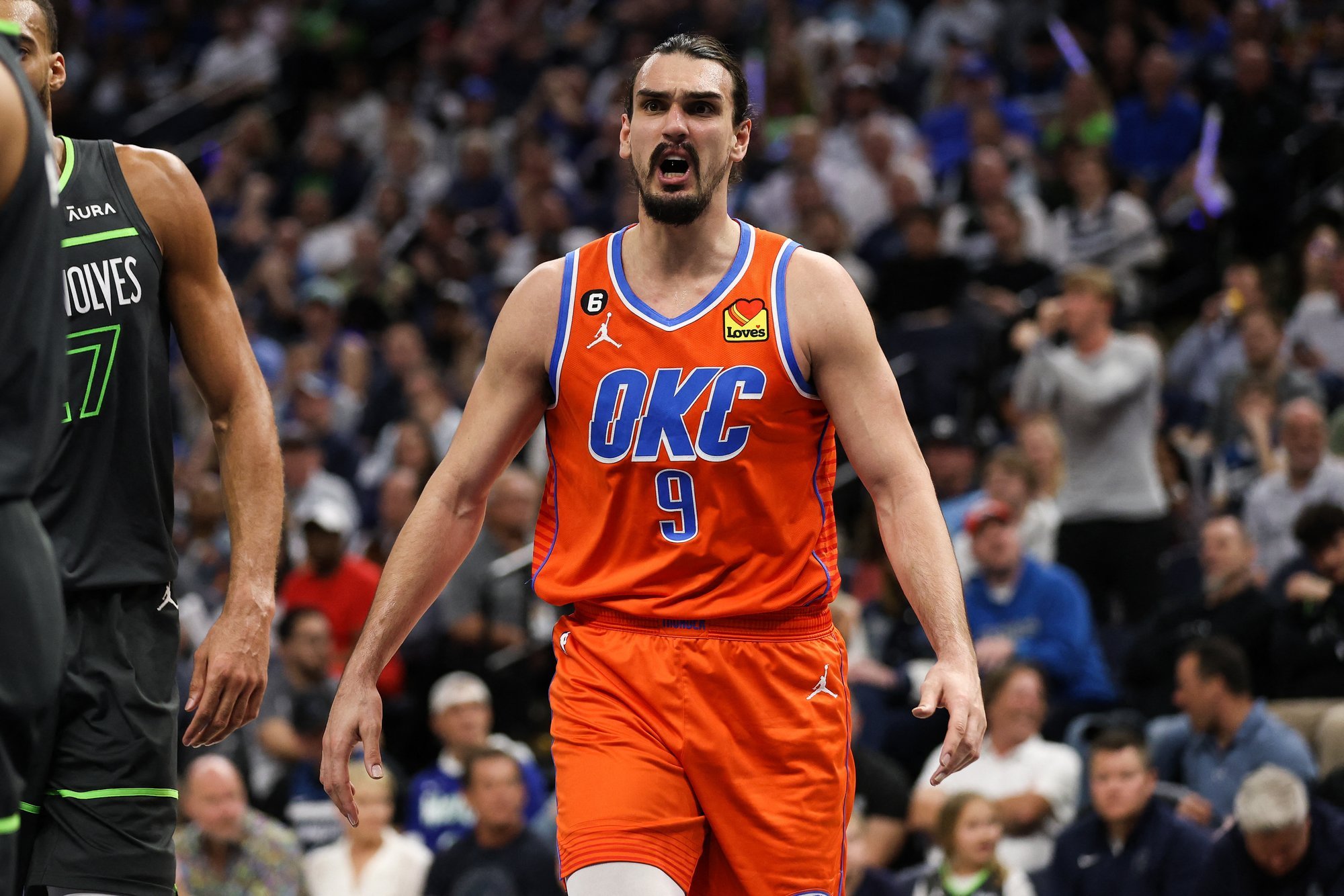 After a decade in the NBA, Croatian star Šarić returns to EuroLeague with Anadolu Efes