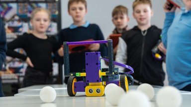 Pristatyti pirmieji Lietuvoje edukaciniai robotikos rinkiniai vaikams nuo 3 klasės