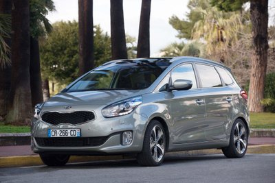 Kia Carens