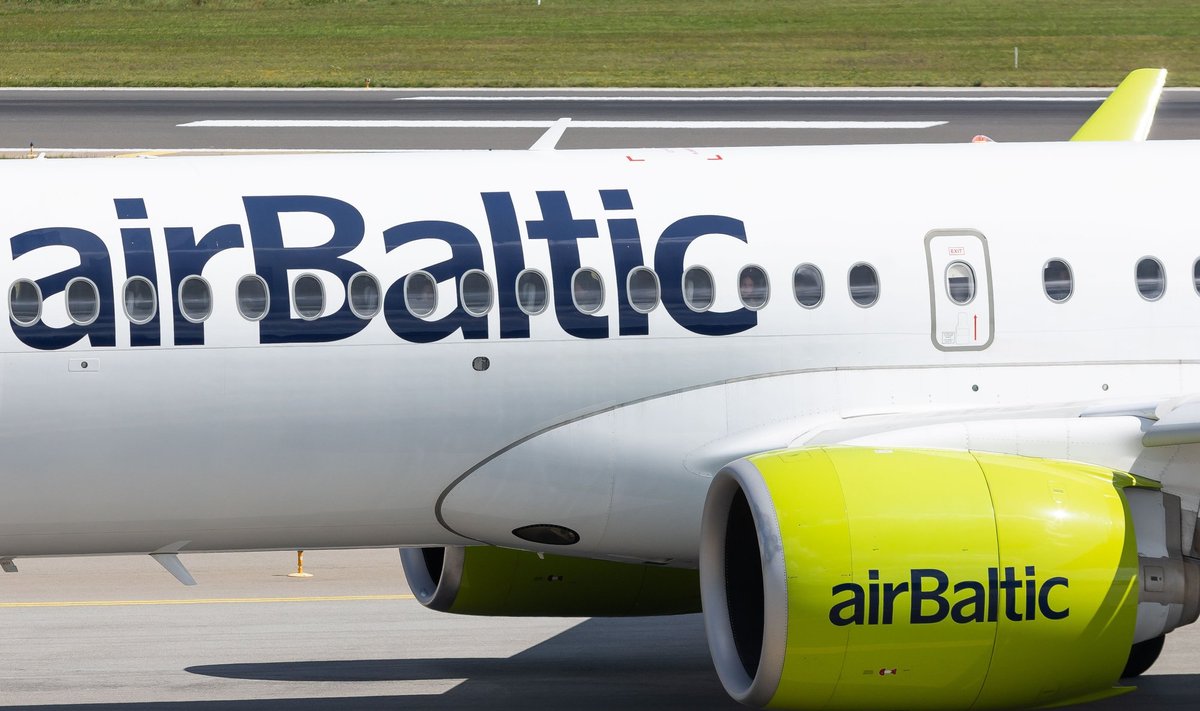 “airBaltic“ avialinijos