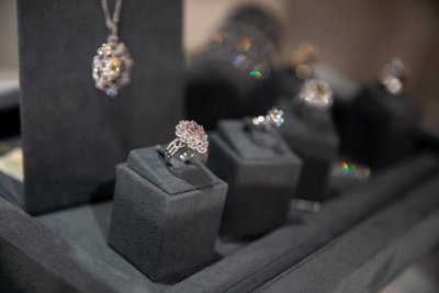 The Factory Diamonds and Jewellery by Ribas