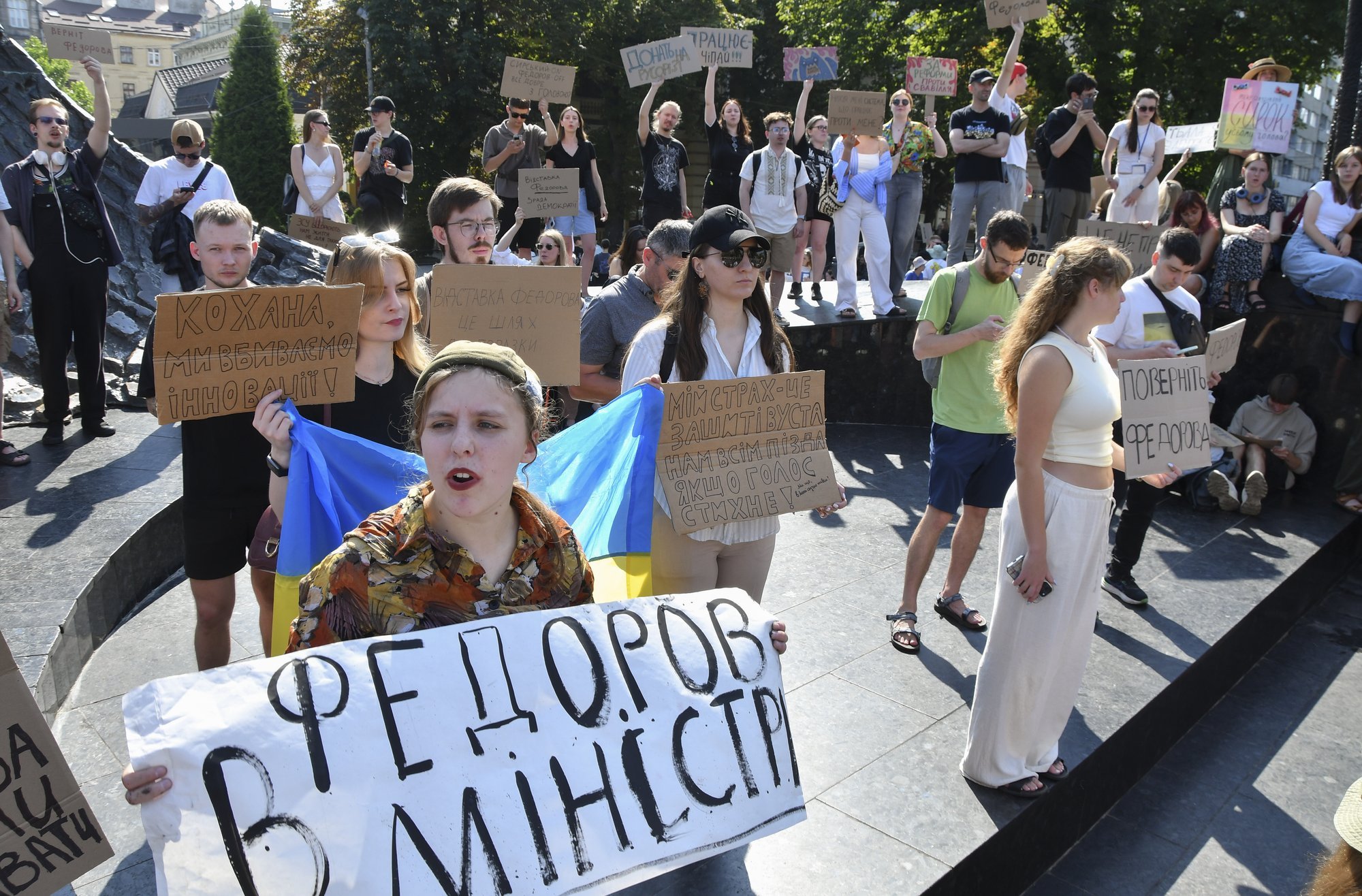 Protests erupt in Ukraine over Defense Minister's dismissal