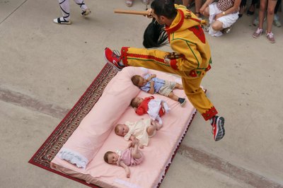 Šokinėjimo per kūdikius festivalis 