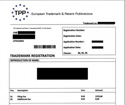 Sąskaitas siunčiantys subjektai dažnai keičia pavadinimus. Pvz., ESINT prekių ženklų registre yra nurodytas vienas iš klaidinančių sąskaitų rengėjų – „TPP-Trademark & Patent Publications“. Identiško turinio sąskaita yra siunčiama su identiškais duomenimis (žr. nuotrauką), tačiau pavadinime jau pridėjus žodį „European“.