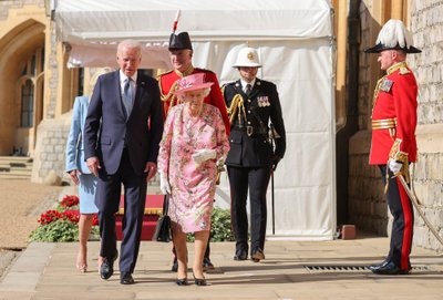 Joe Bidenas susitiko su karaliene Elžbieta II