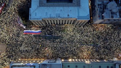 Tūkstantinis protestas Serbijoje