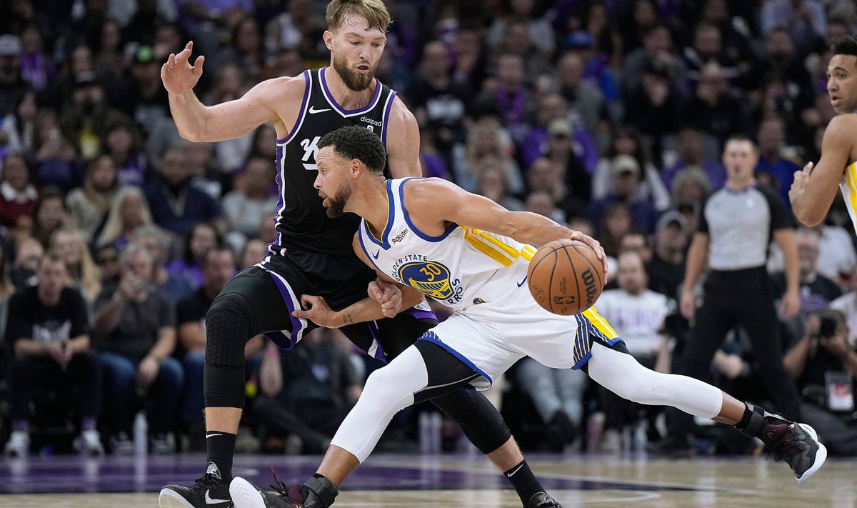 Stephenas Curry ir Domantas Sabonis