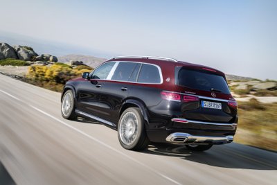 Naujasis "Mercedes-Maybach GLS"