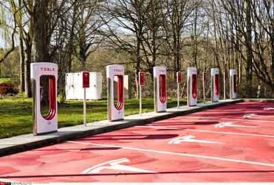 "Tesla" įkrovos stotelė "Supercharger" (asociatyvi nuotr.)