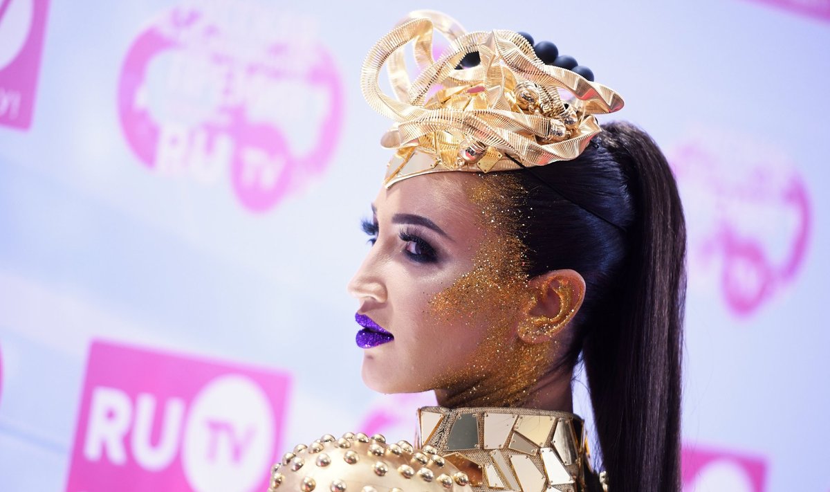 Лесби клубтары және бос орындар Лесби клубтары және бос орындар