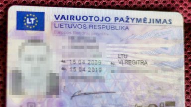 115 tūkstančių vairuotojų gresia netekti vairuotojo pažymėjimo – laiko liko nedaug 