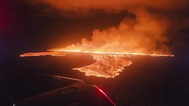 Islandijos kaimas evakuotas dėl dar vieno ugnikalnio išsiveržimo