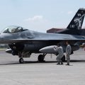 JAV pritarė sandoriui su Ukraina dėl F-16 mokymų ir atsarginių dalių tiekimo