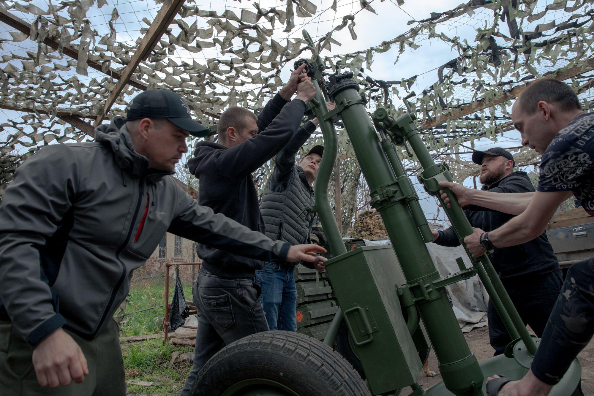 War experts: Ukrainians settle scores