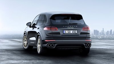 "Porsche Cayenne Platinum Edition"