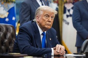 Holivudą šokiravo Donaldo Trumpo pranešimas apie planus įvesti muitų tarifus filmams