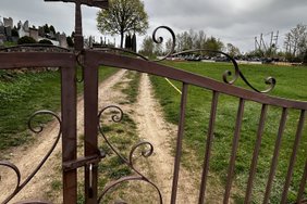 Neeilinė situacija Telšių rajone: 15 metų žmonės laidojami ten, kur to daryti negalima 