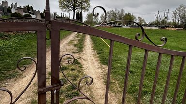 Neeilinė situacija Telšių rajone: 15 metų žmonės laidojami ten, kur to daryti negalima 
