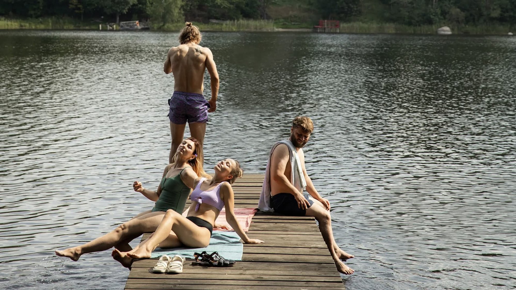 Filmo &bdquo;Sesės&ldquo; recenzija: per daug &bdquo;buiteko&ldquo;, per mažai turinio - Delfi  veidai