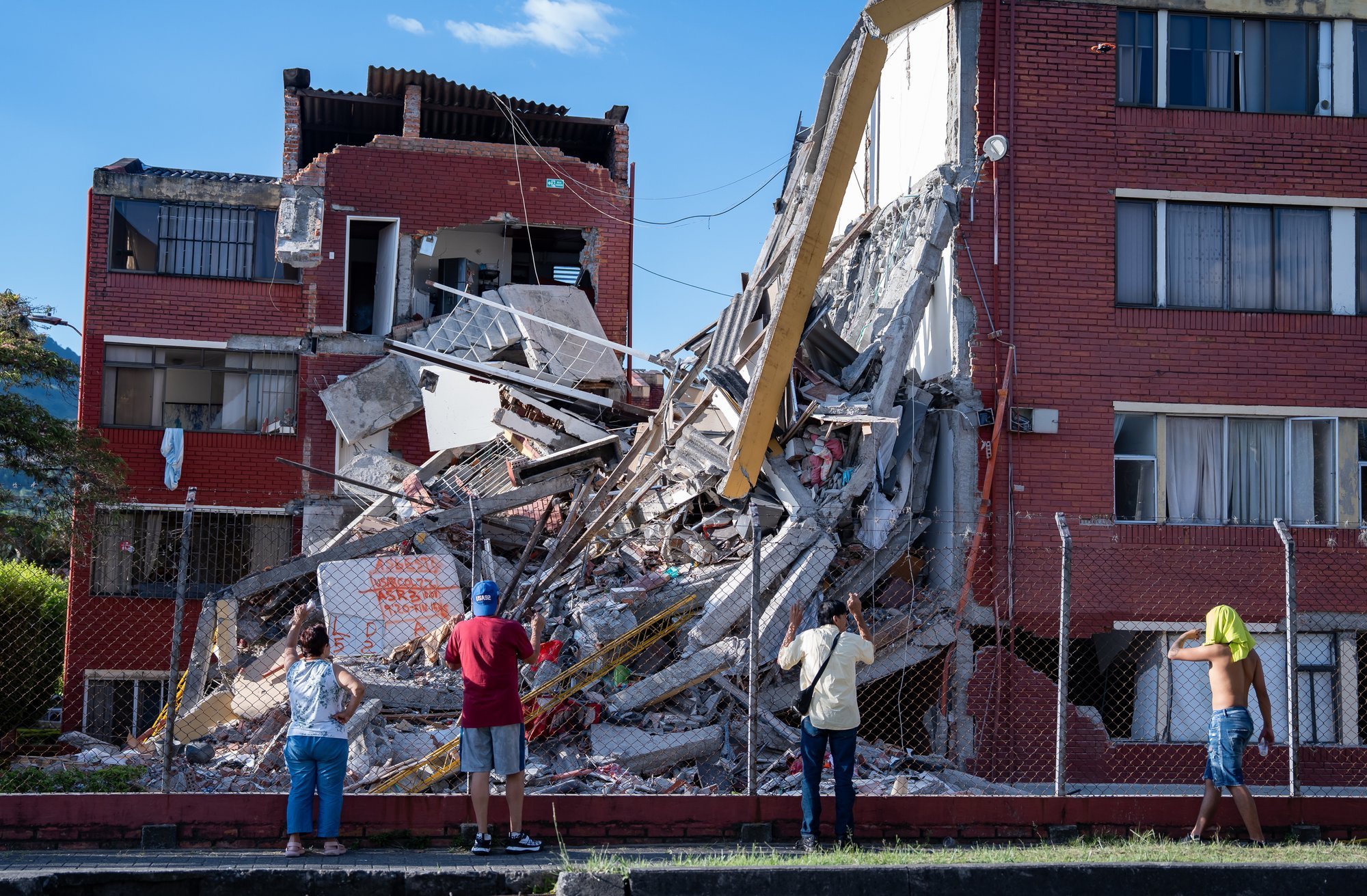 Earthquake in Colombia kills at least 111