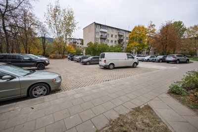 Patvirtintos naujos automobilių stovėjimo Vilniuje lengvatos ir įkainiai